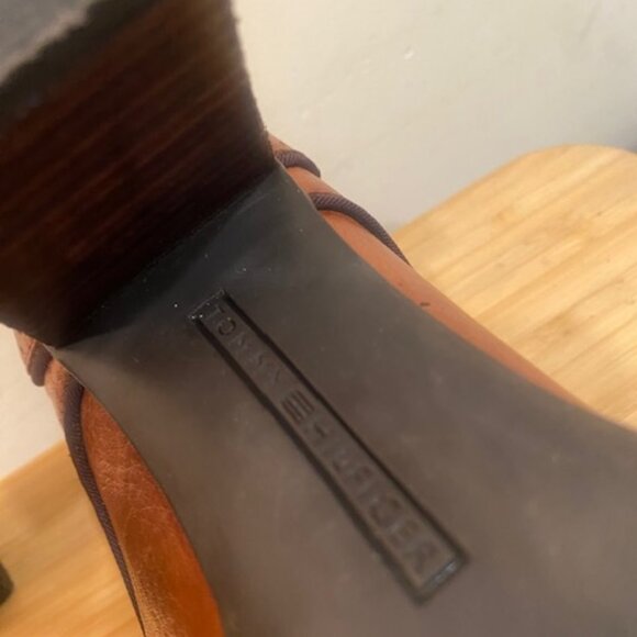 Tommy Hilfiger Heeled Oxfords - Picture 7 of 7